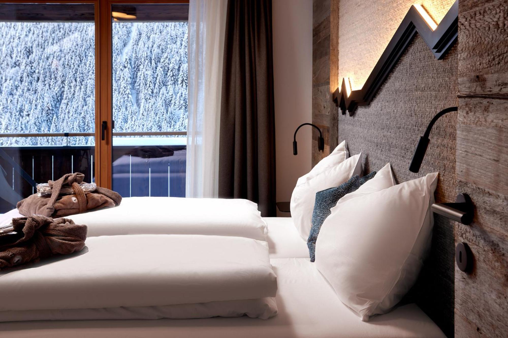Mei.berg Premium View Aparthotel *